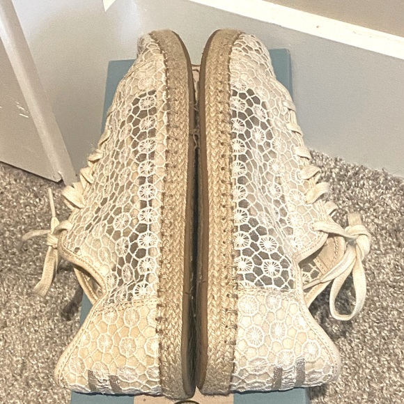 TOMS crochet sneakers - Picture 4 of 5